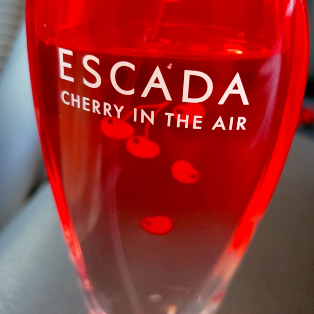Escada cherry in the air